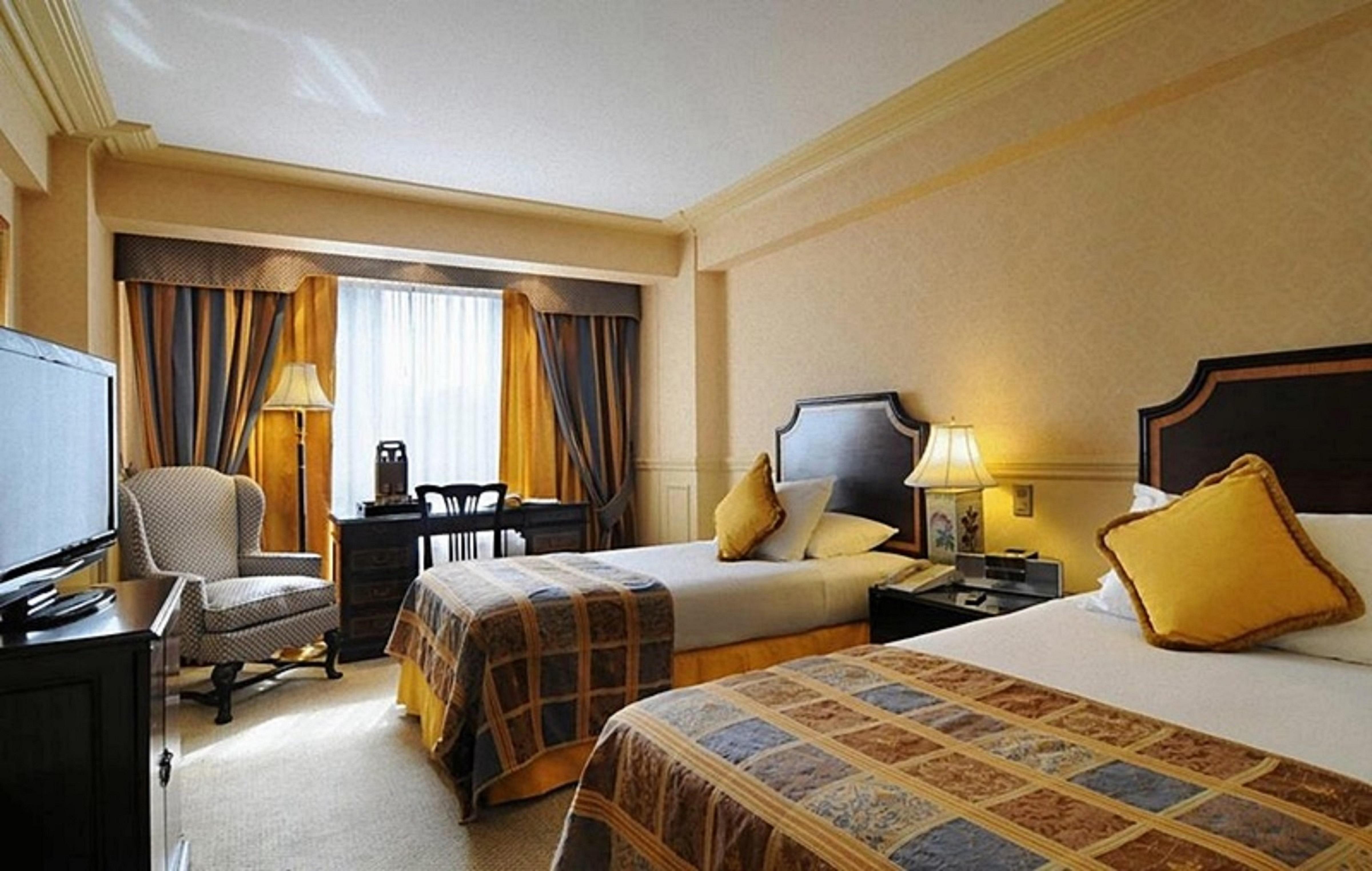 Отель Park Plaza Сантьяго Экстерьер фото